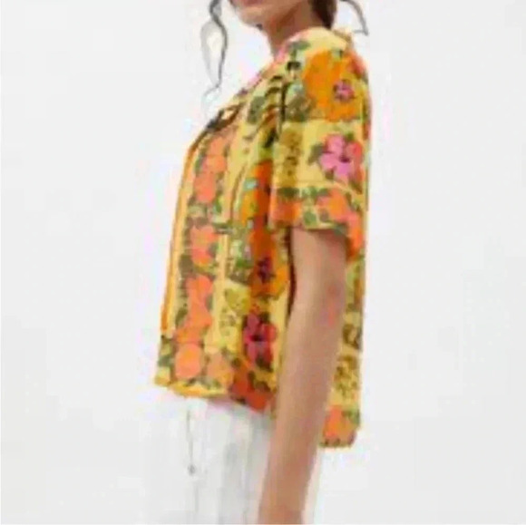 Urban Outfitters Hayden Souvenir Boxy Mix Print Button-Down Shirt Size xS - Picture 4 of 8